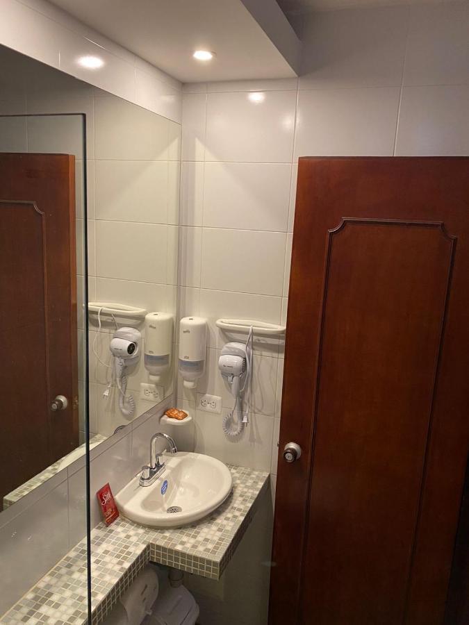 Hotel Casa Bethel Санта Марта Екстериор снимка