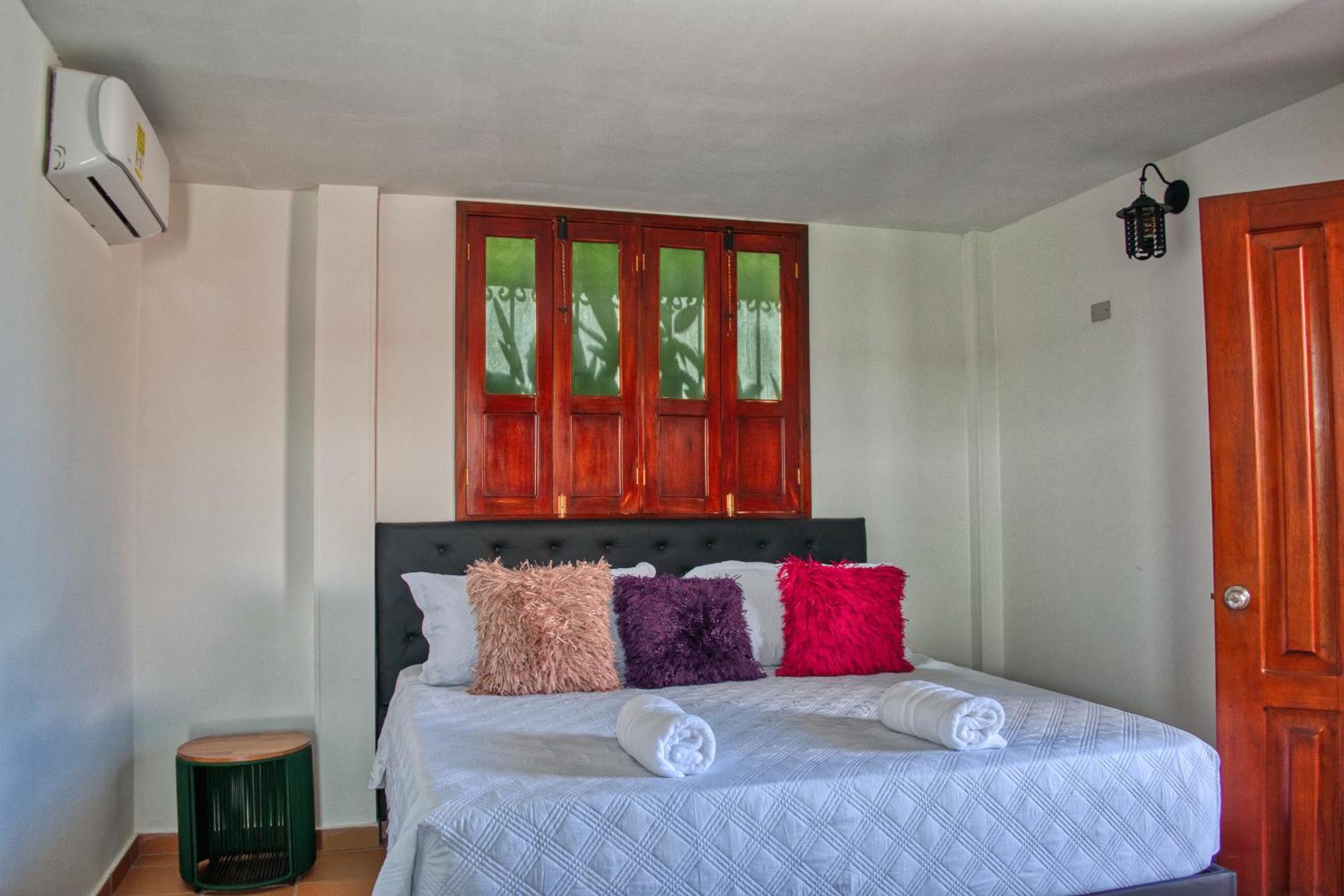 Hotel Casa Bethel Санта Марта Екстериор снимка
